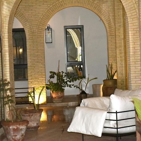 Maison D'Hotes Villa Fatima Tozeur Exterior photo